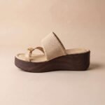 Mules Compensées Aurelia à Médaillon – Image 6